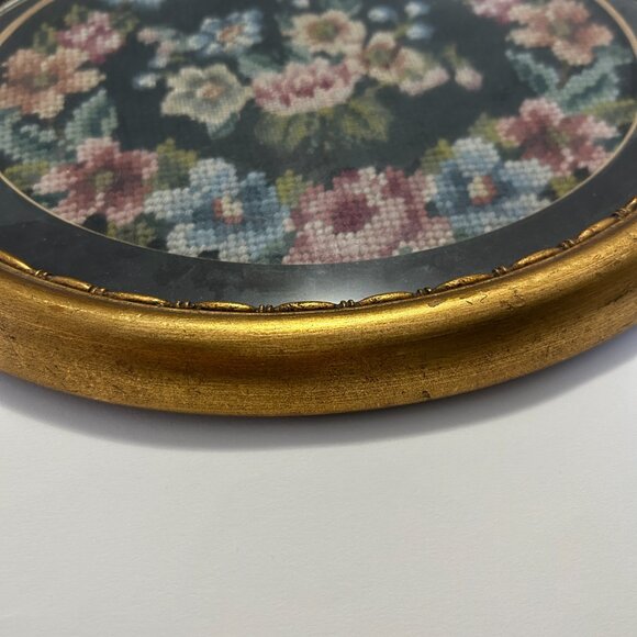 Vintage Gold Framed Oval Needlepoint Flowers Florals Bouquet Cottagecore country - Picture 6 of 13